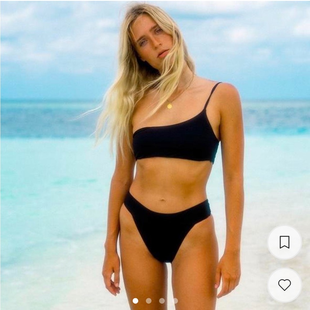 Billabong Black One Strap Top & High-waisted Bottoms